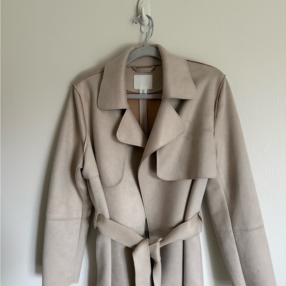 H&M Classic Tan Faux Suede Trench Coat Tie Waist Women's Size Medium - Picture 10 of 10